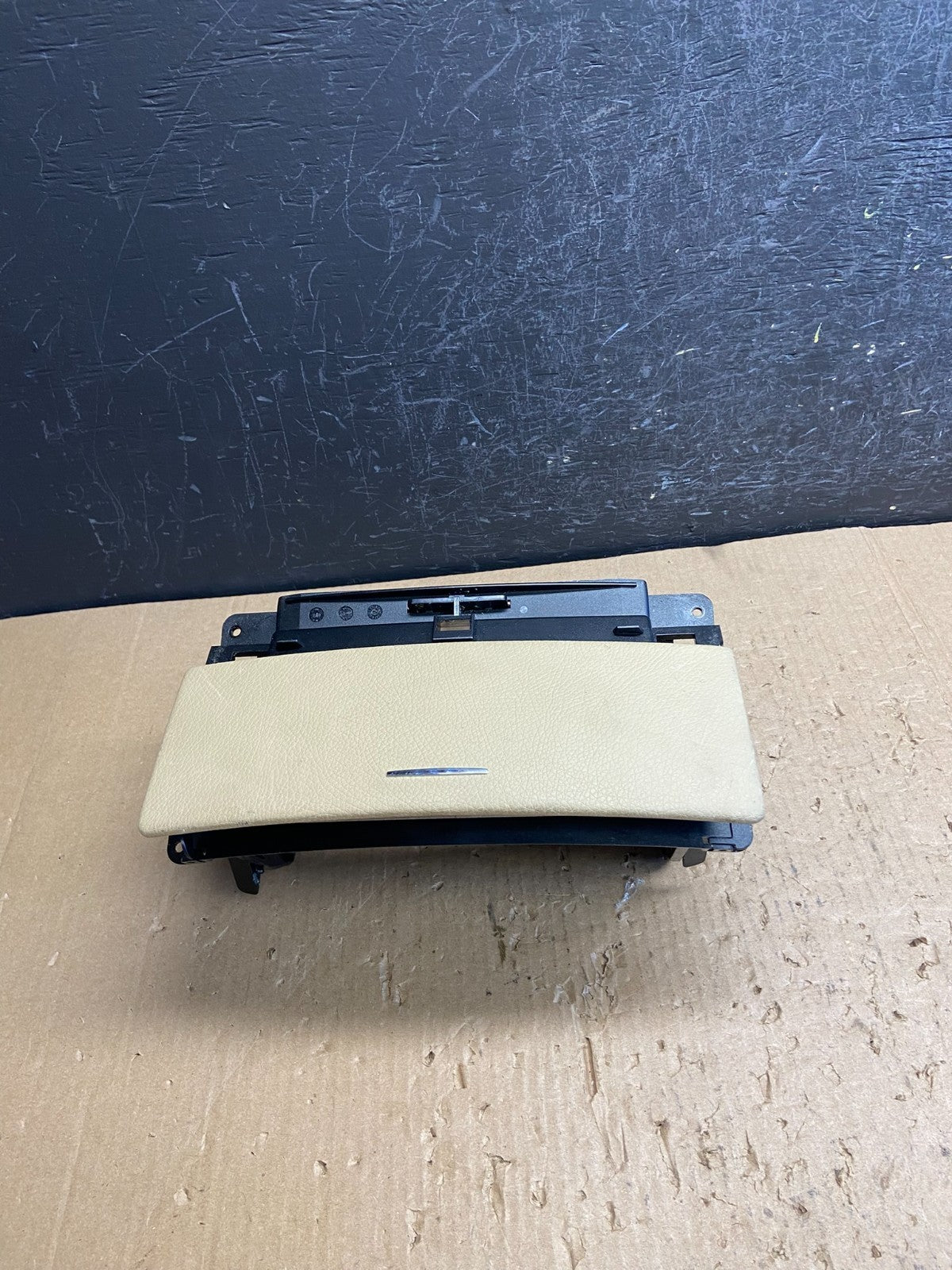 2007 to 2009 Mercedes S-Class S550 Center Console CD Player Cover Trim AE4274 DG3