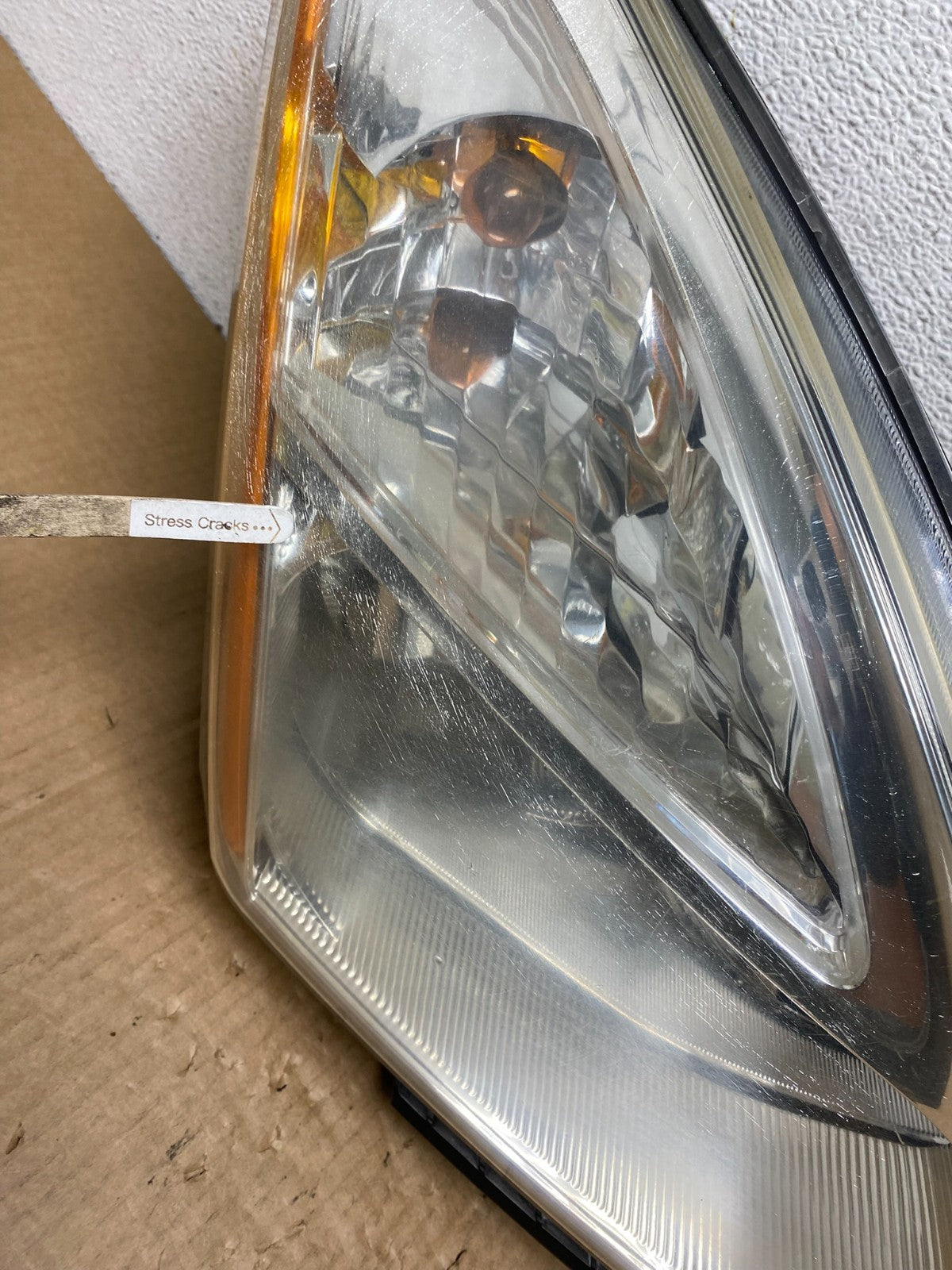 2009-2013 Nissan Rogue Right Passenger Halogen Headlight AI6513 DW4