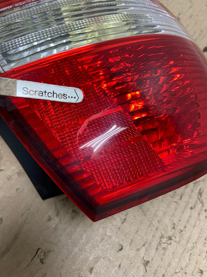 2002 2003 2004 Infiniti I35 Left Driver LH Side Tail Light AE8883 LK3