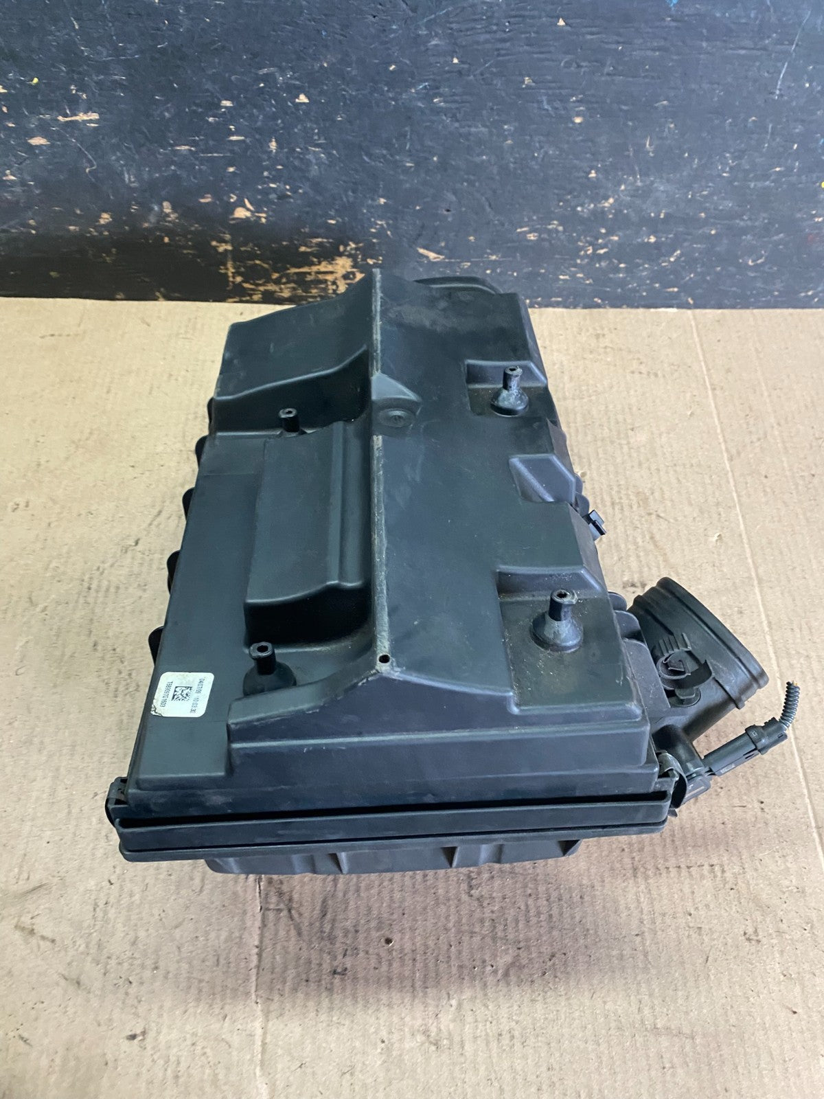 2007 to 2010 BMW X5 Air Intake Cleaner Filter Housing Box S9791 DG5