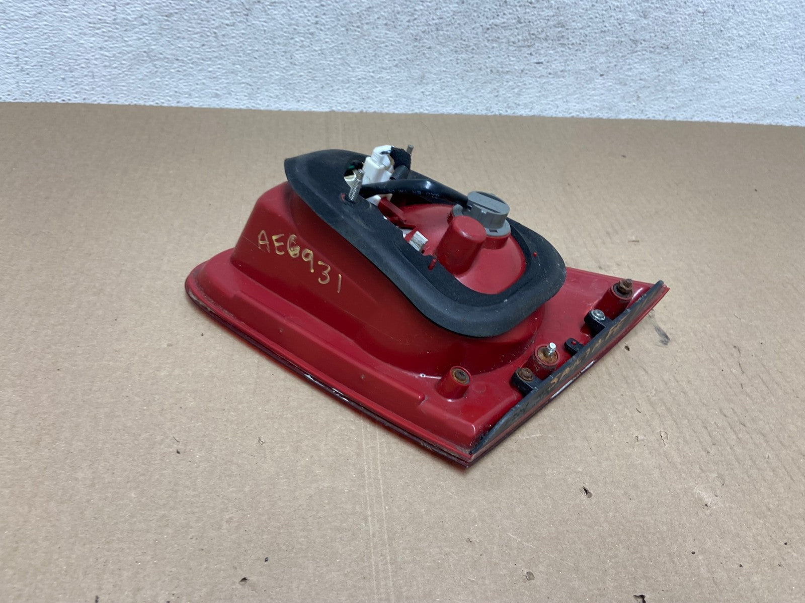 2007 2008 2009 Hyundai Santa Fe Left Driver LH Tail Light Inner AE6931 LK4