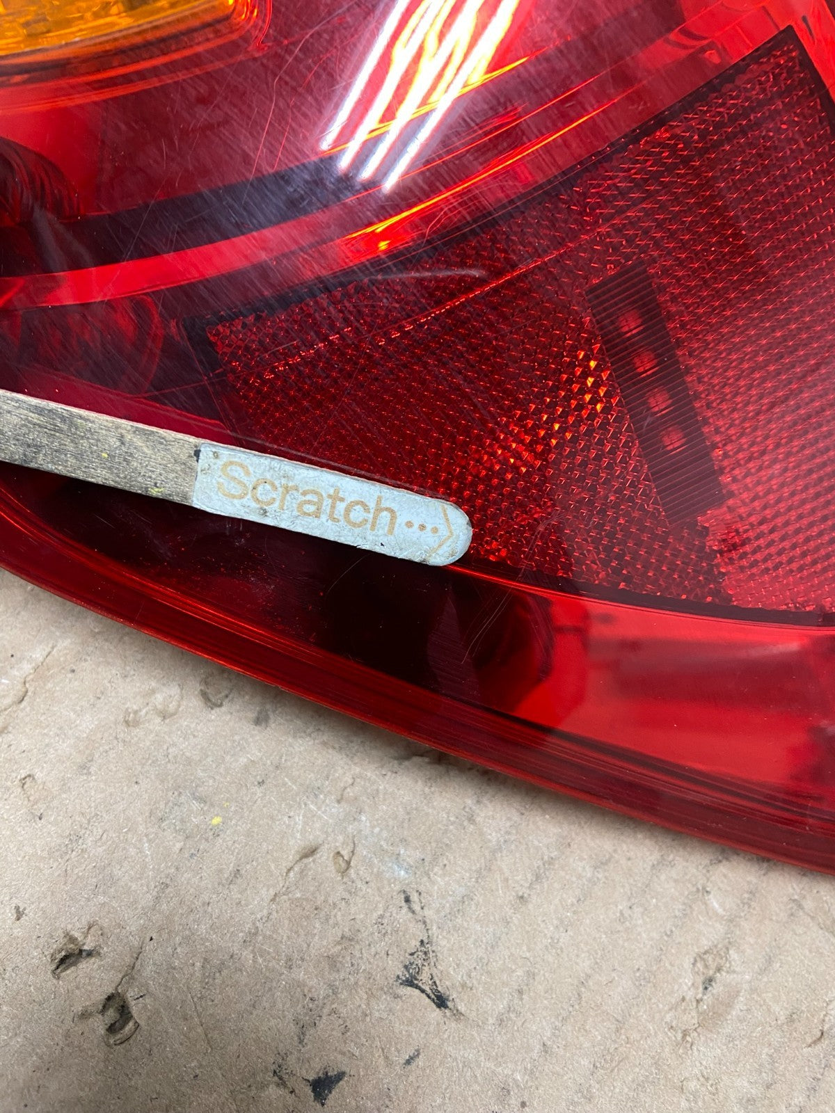 2006-2008 Lexus IS250 Right Passenger Rh Side Outer Tail Light Y0171 DW4