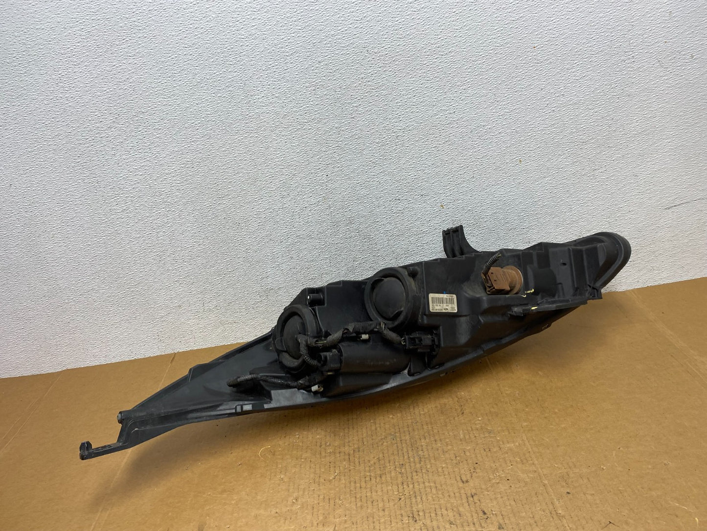 2011 2012 2013 Ford Fiesta Right Passenger RH Halogen Headlight AD9330 DW6
