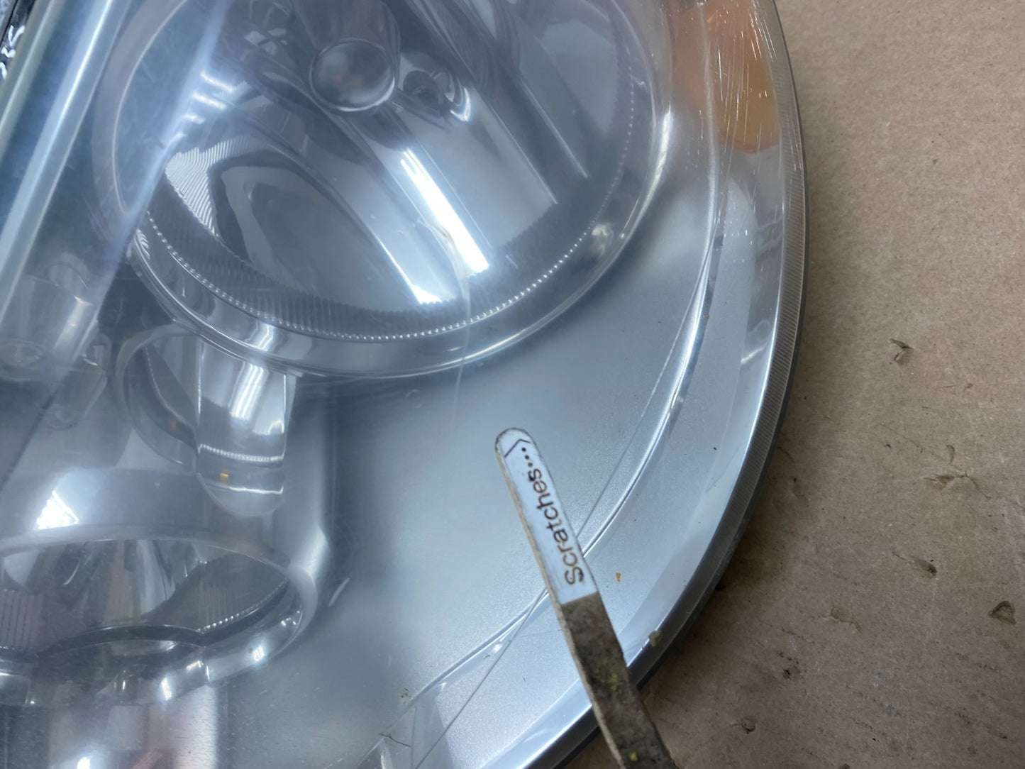 2008 to 2016 Chrysler Town and Country Left Driver Lh Side Headlight AG6689 DW3