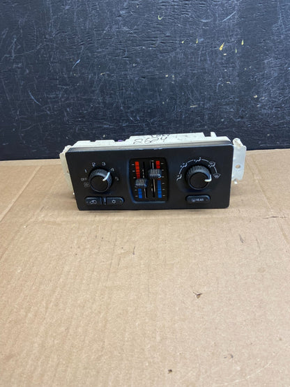 2003-2006 GMC Chevrolet Envoy Trailblazer Climate Control A/C Panel AD2096 DG0