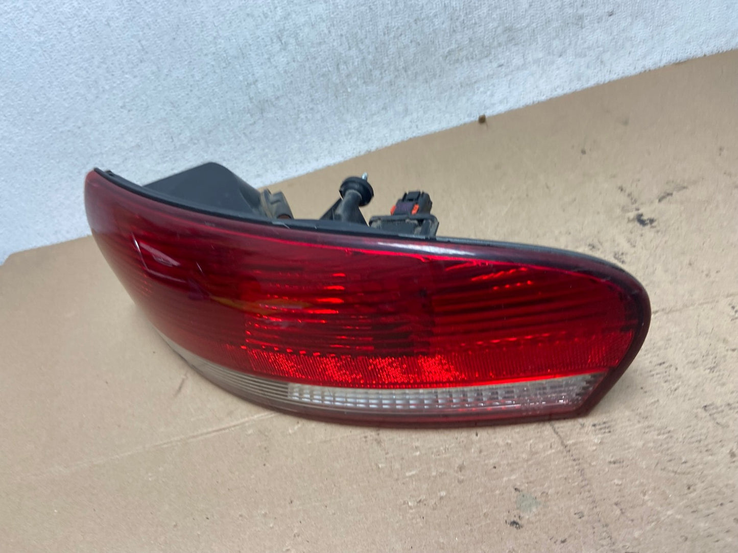 2001-2006 Chrysler Sebring Convertible Right Side Tail Light AF4845 LK1