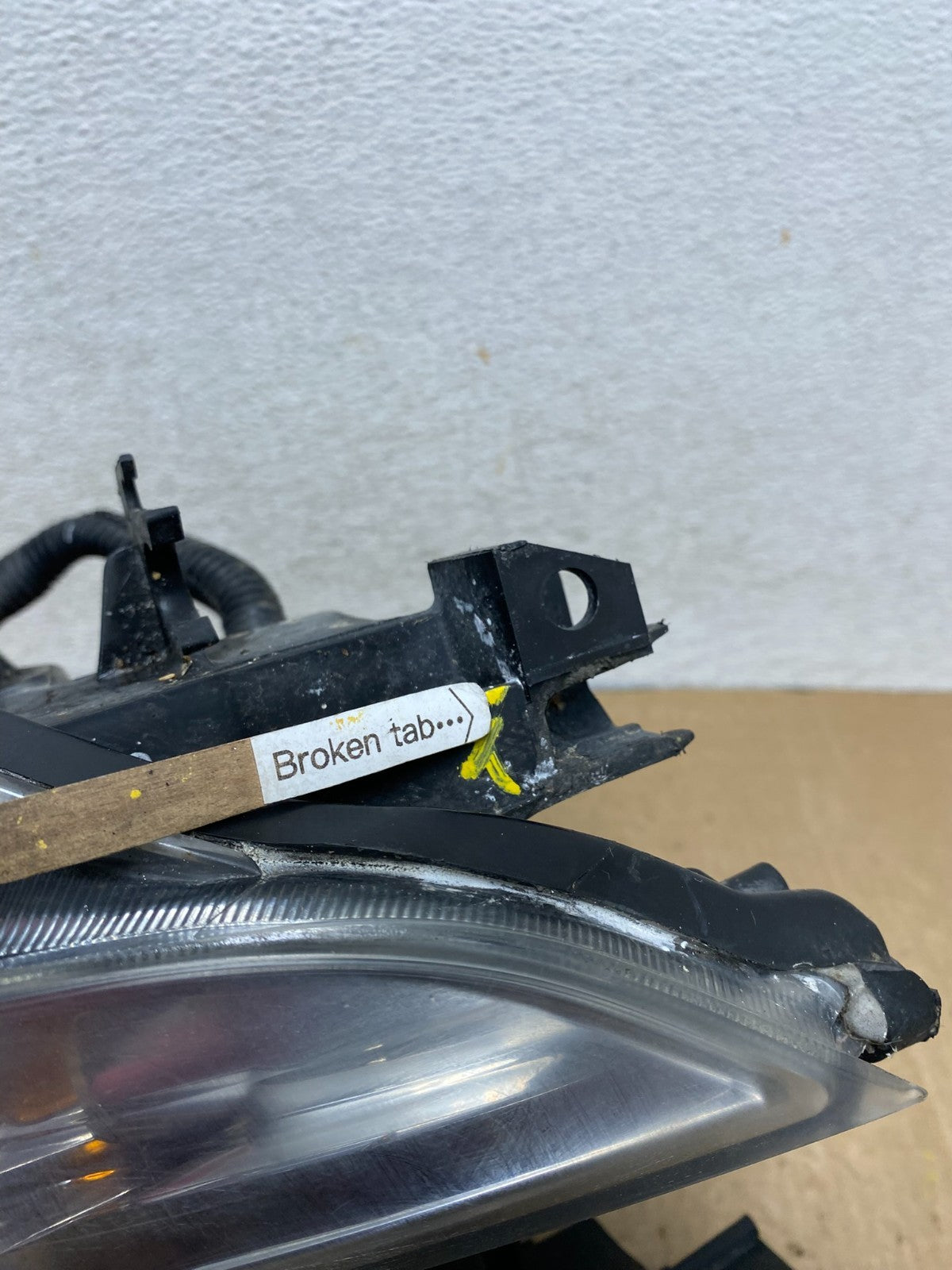 Halogen 2009-2014 Nissan Maxima Right Passenger Headlight AG3273 DW5