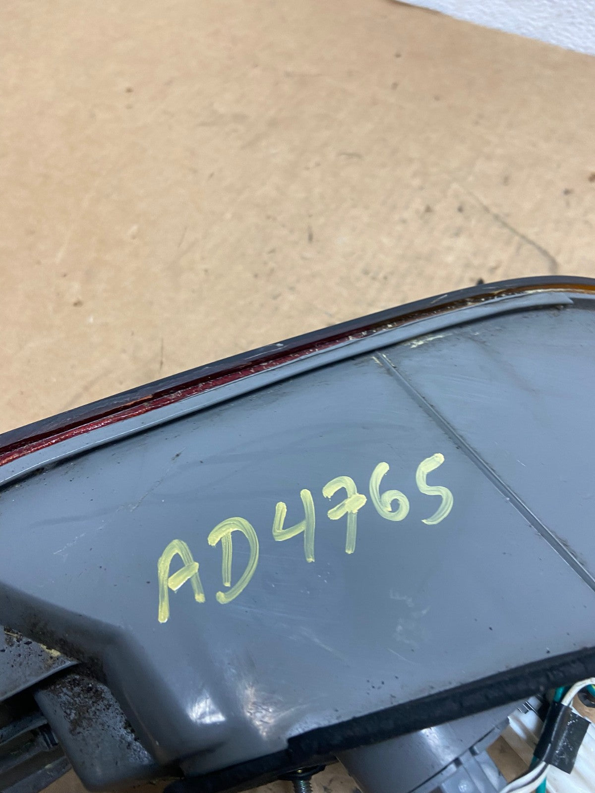 1997 - 1999 Toyota Camry Tail Light Right Passenger Rh Side AD4765 LK5