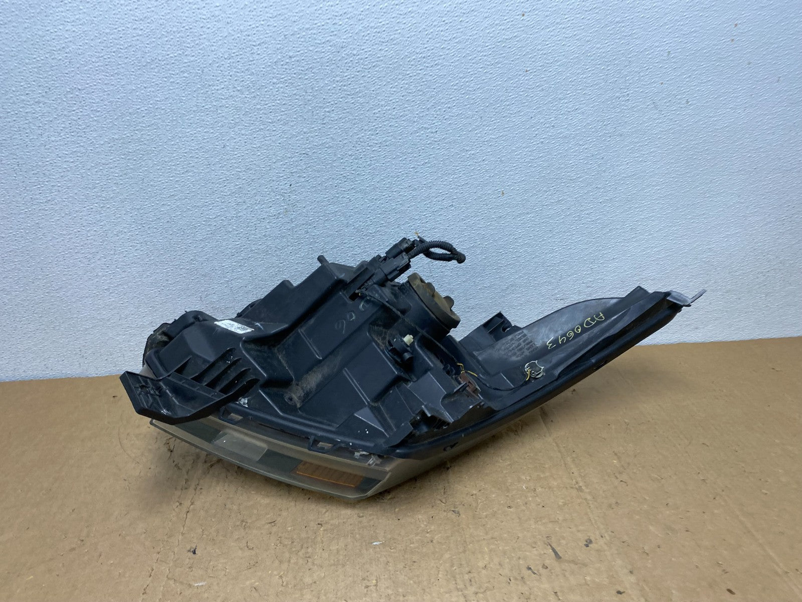 2011 to 2015 Ford Explorer Police Left Driver LH Halogen Headlight AD0643 DW7