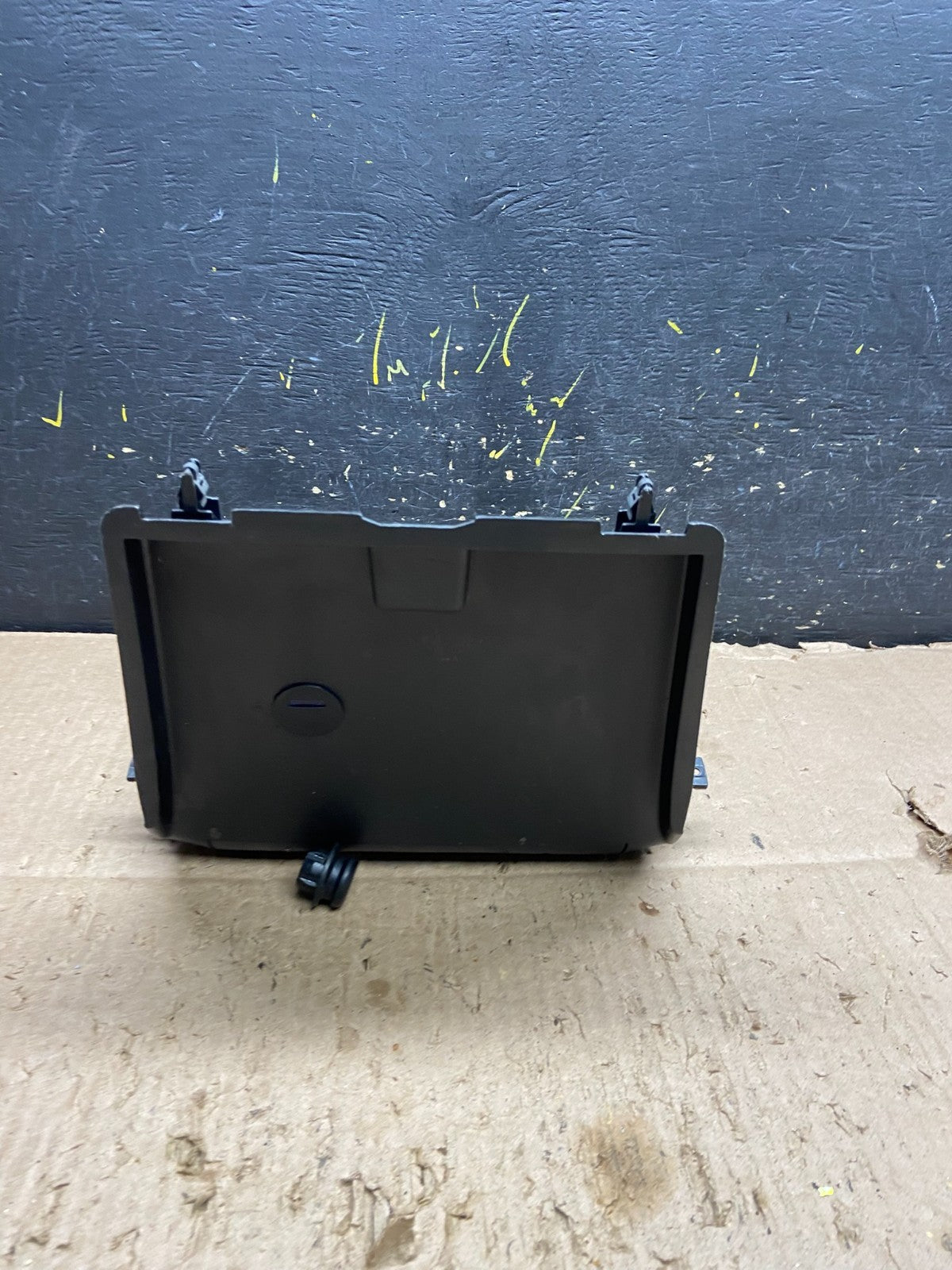 2004 to 2007 Honda Pilot Lower Dash Trim Switch Panel Oem Y8074 DG4