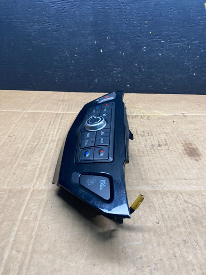 2013 to 2018 Nissan Pathfinder Radio Audio Climate Control OEM o1334 DG2