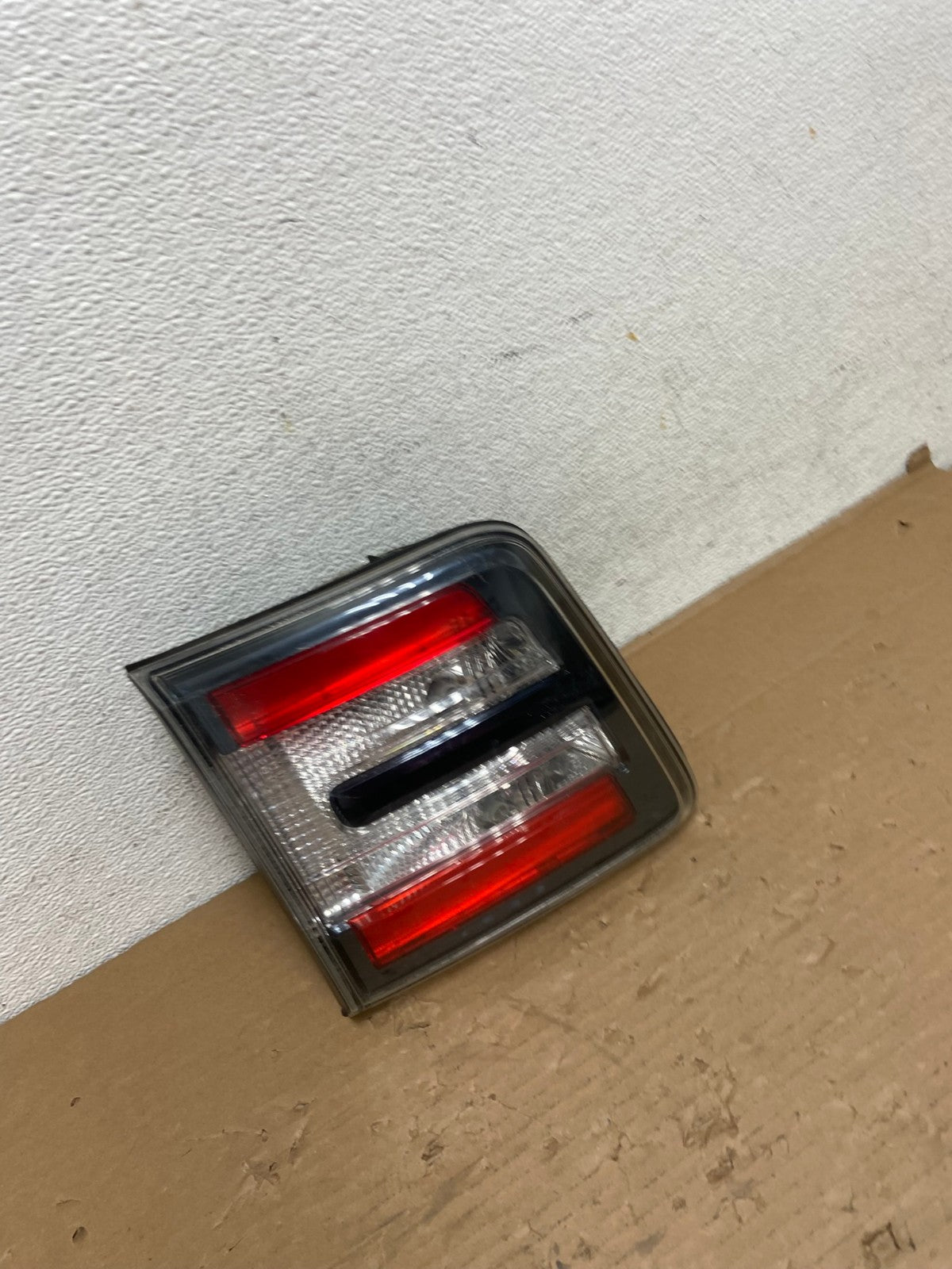 2013 to 2016 GMC Acadia Left Driver LH Side Inner Tail Light AD4270 LK2