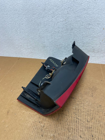 2007 2008 2009 Chrysler Aspen Tail Light Right Passenger Rh Side AE0320 LK5