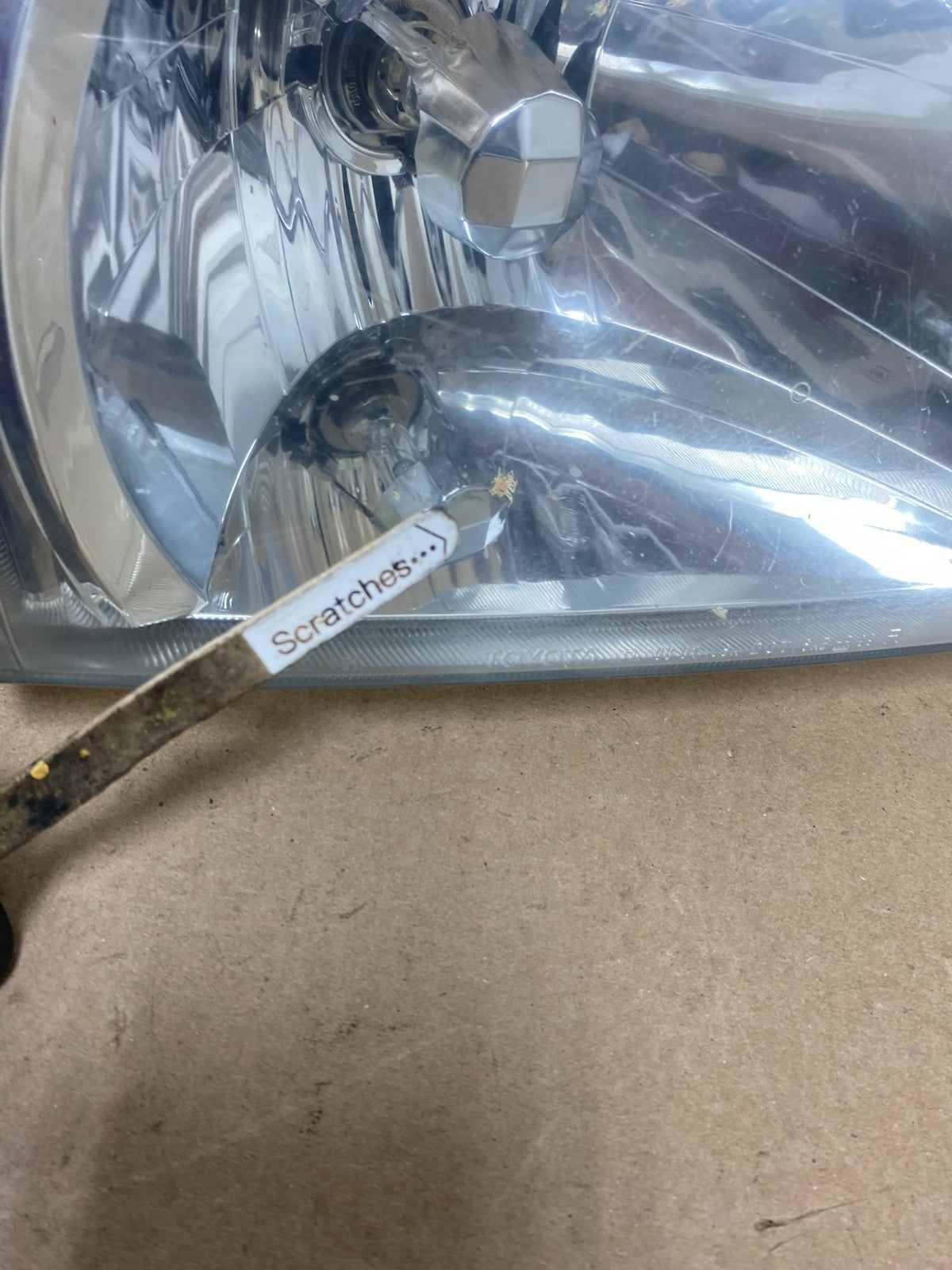 2001 2002 2003 Toyota Sienna Left+Right Side Headlights Halogen AG4669 DW4