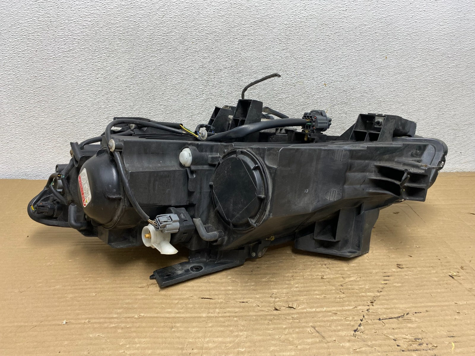 2010 - 2012 Mazda Cx9 Cx-9 Right Passenger RH Headlight Xenon HID AG9056 DW5