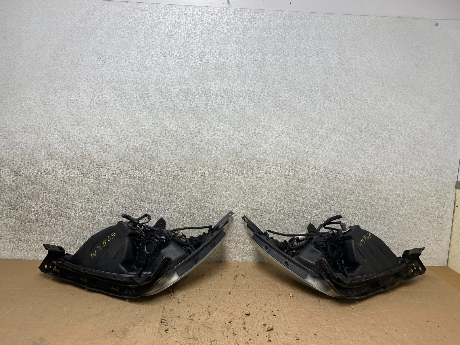 2005 2006 2007 Honda Odyssey Left+Right Set Halogen Headlights W3565 DW11