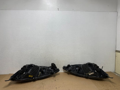 2009 to 2013 Honda Fit Left+Right Side Headlights Halogen AF5032 DW6