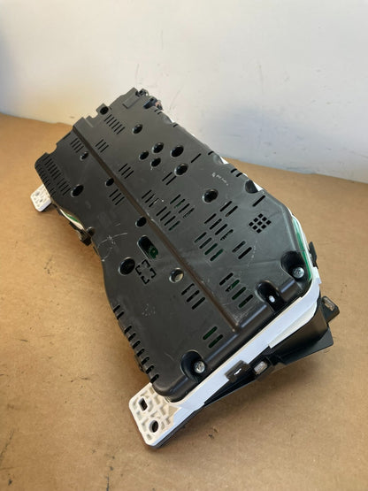 2011 to 2012 Ford F250 F-250 Speedometer Instrument Cluster AG07388