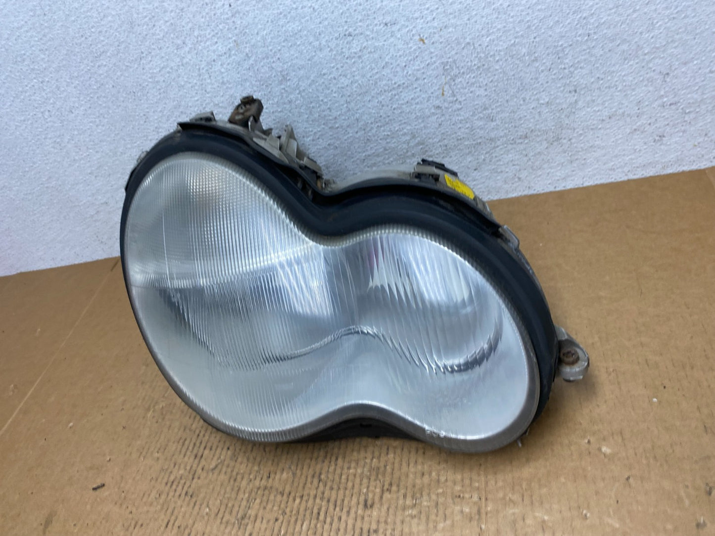 2001 - 2004 Mercedes-Benz C Class Halogen Right Passenger Headlight AE03801