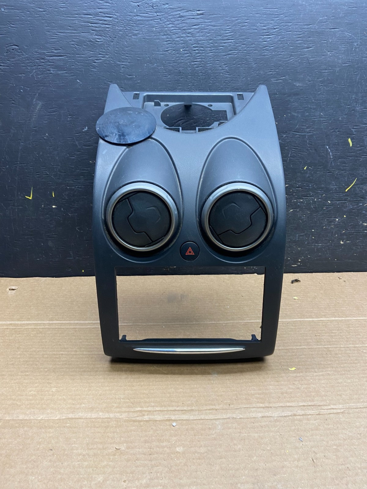 OEM 2011 2012 2013 Nissan Rogue Dash Upper Center Radio Bezel Trim w0131 DG0