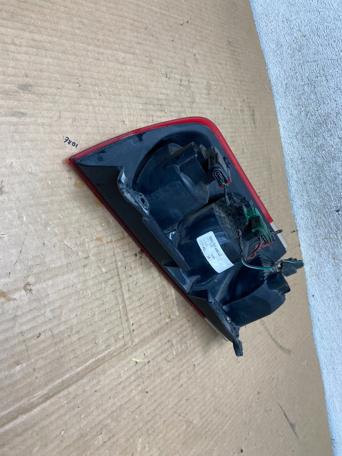 2005 to 2015 Nissan Armada Left Driver Lh Side Tail Light AI7847 LK5