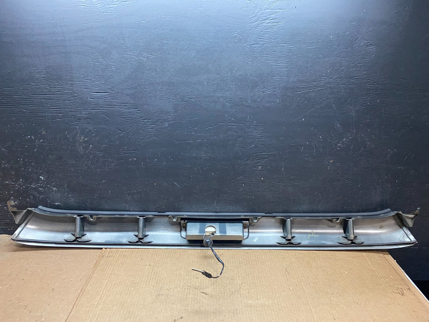 1999 to 2002 Chevrolet Express 3rd Third Brake Light Trim Spoiler G3188 DG16