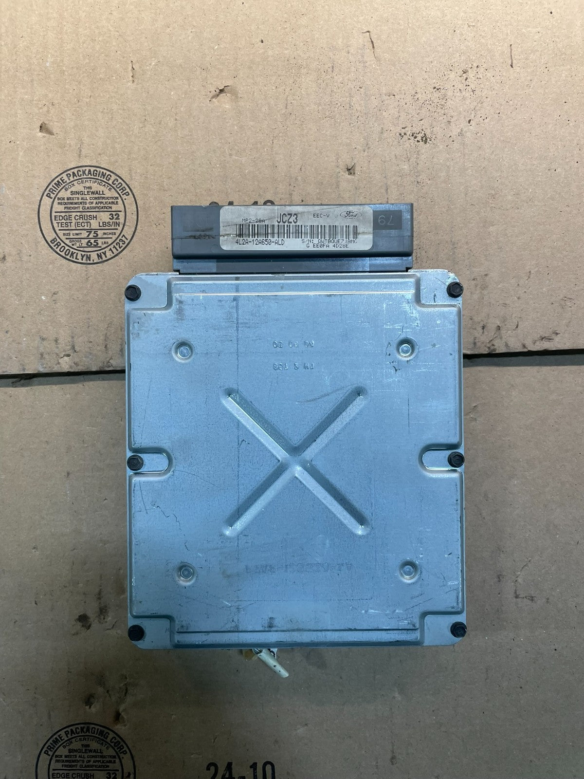 2004 Ford Explorer Engine Control Computer Module 4L2A-12A650-ALD V6705 DG0
