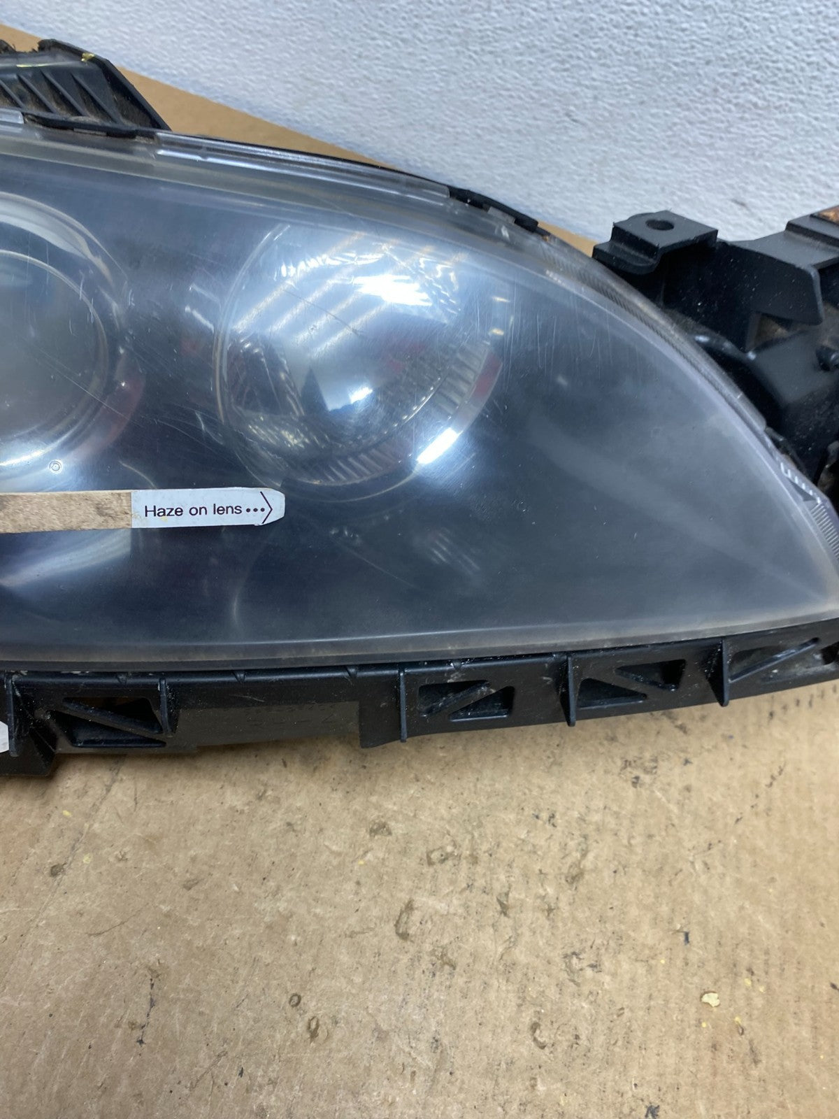 2004 to 2009 Mazda 3 Sedan Right Passenger Rh Side Headlight AC3573 DW4