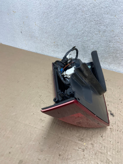 2003 to 2007 Cadillac Cts Left Driver LH Side Tail Light AI2464 LK5