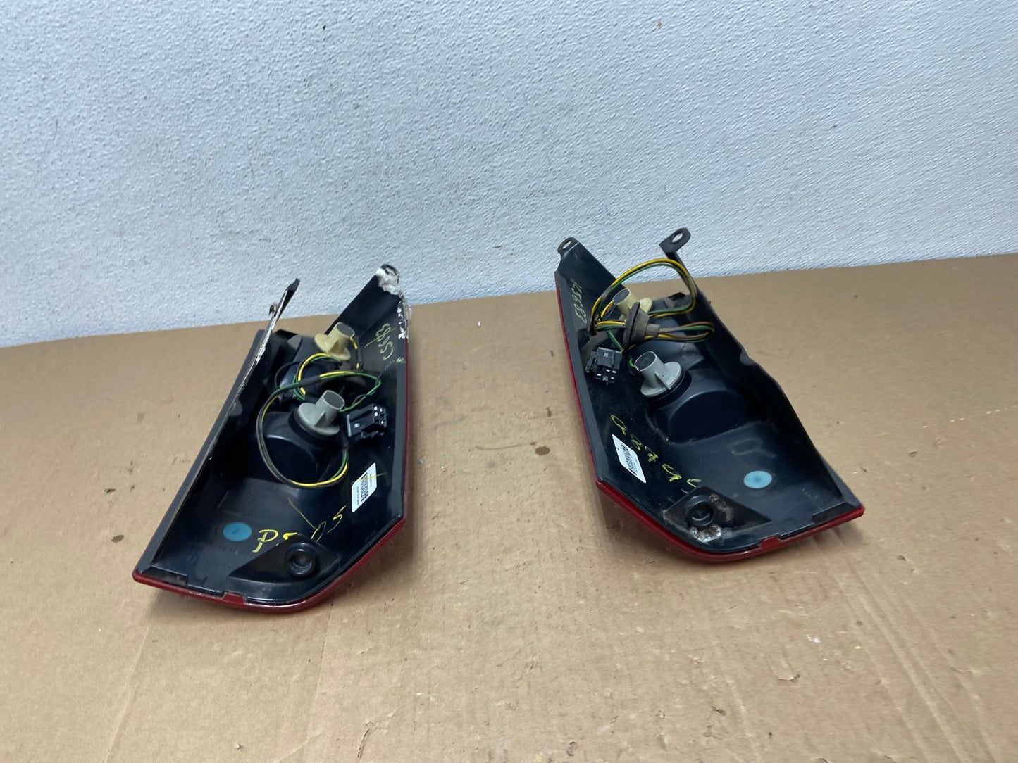2003 to 2017 Chevrolet Express 1500 Left+Right Side Tail Lights Oem AC5683 LK10