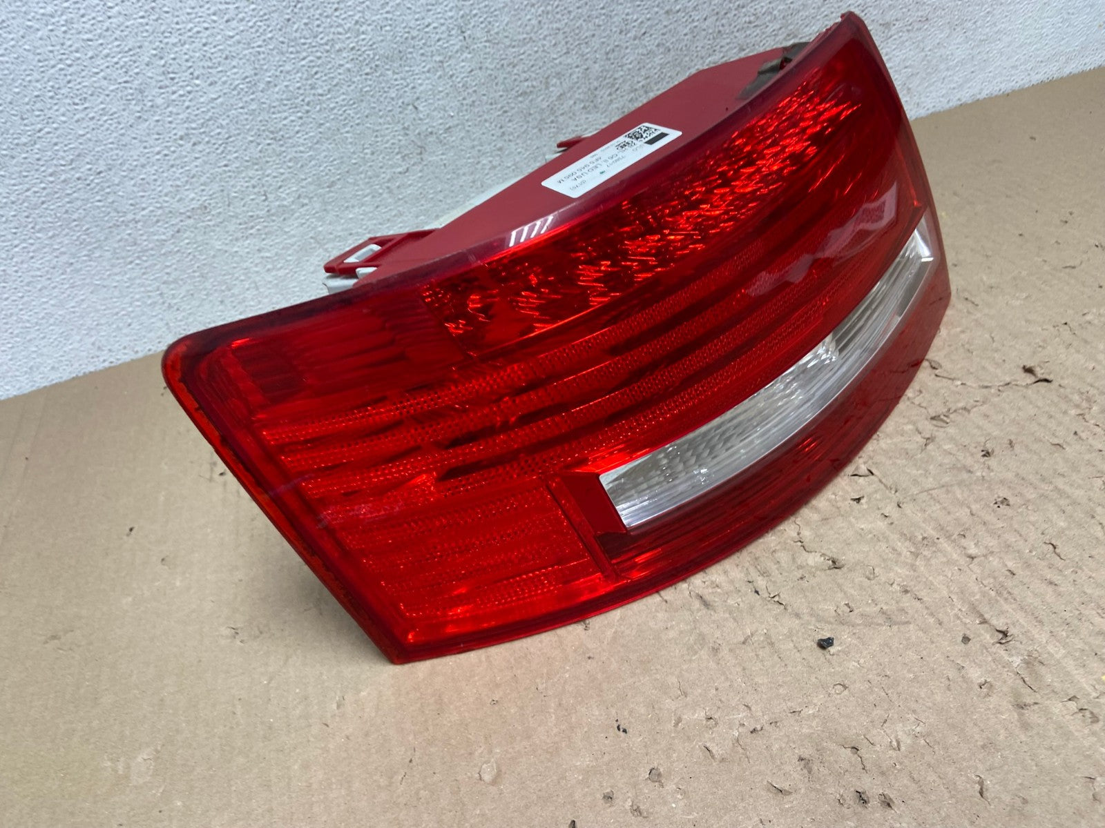 2005 - 2008 Audi A6 Sedan Quattro Left Driver Side Tail Light AE9792 LK2
