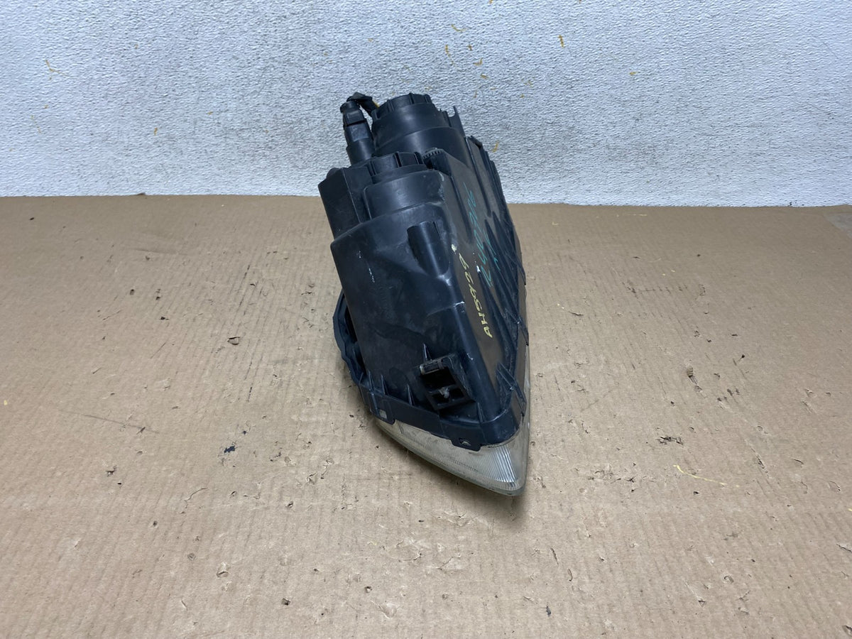 2006-2008 Hyundai Sonata Right Passenger Rh Side Headlight Halogen AH5929 DW7