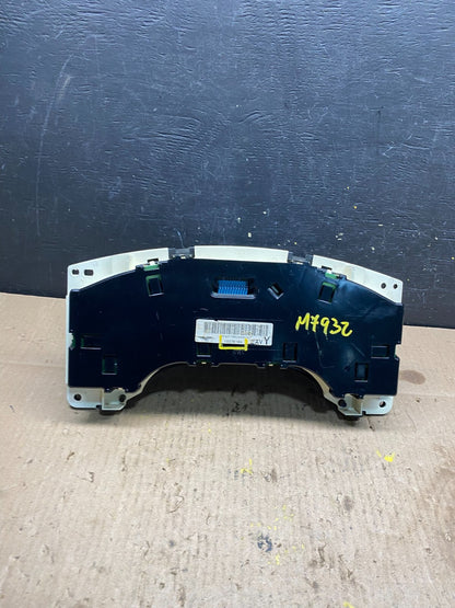 2004 to 2007 Chevrolet Express Speedometer Cluster Gauge M7932 PS4