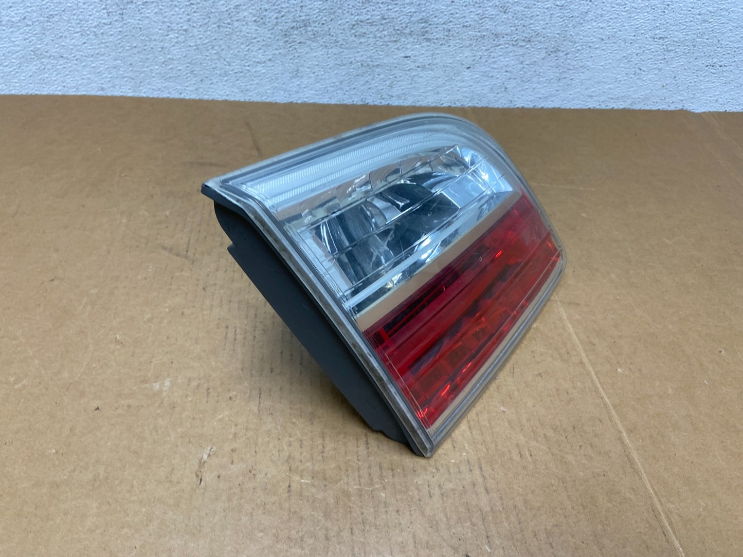 2010 2011 2012 Mazda CX-9 Tail Light Inner Left Driver LH Side AD9007 DW2