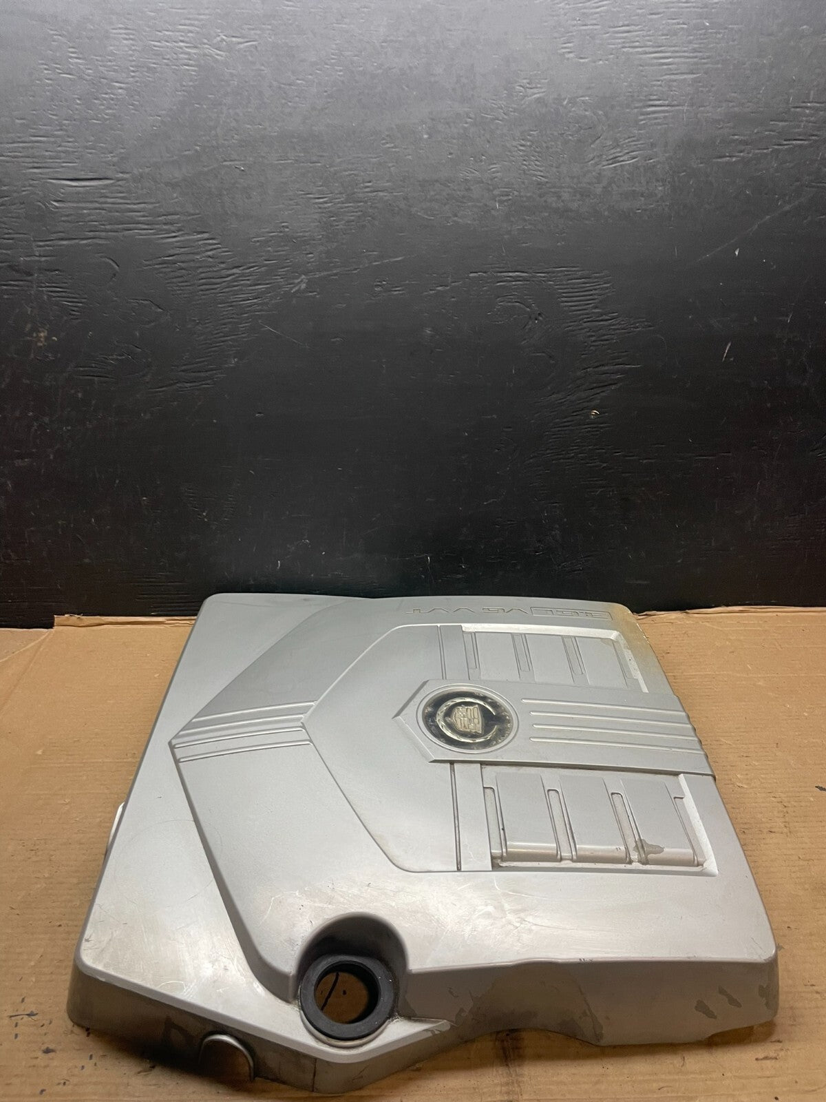 2004 to 2007 Cadillac CTS 3.6L Plastic Engine Cover Shield E8061 PS3