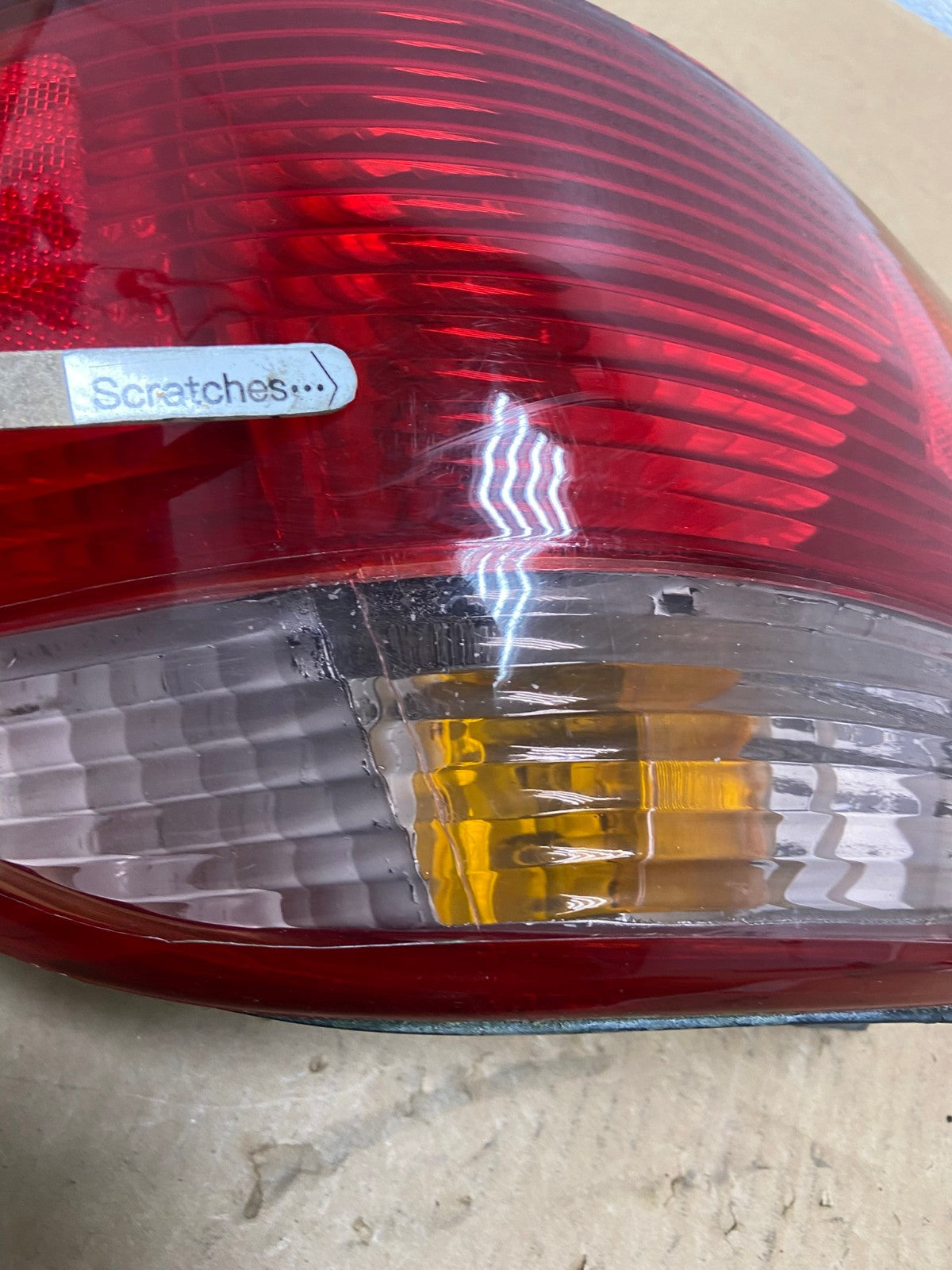 1998 to 2000 Honda Accord Sedan 4door Right RH Side Tail Light AD1257 LK3