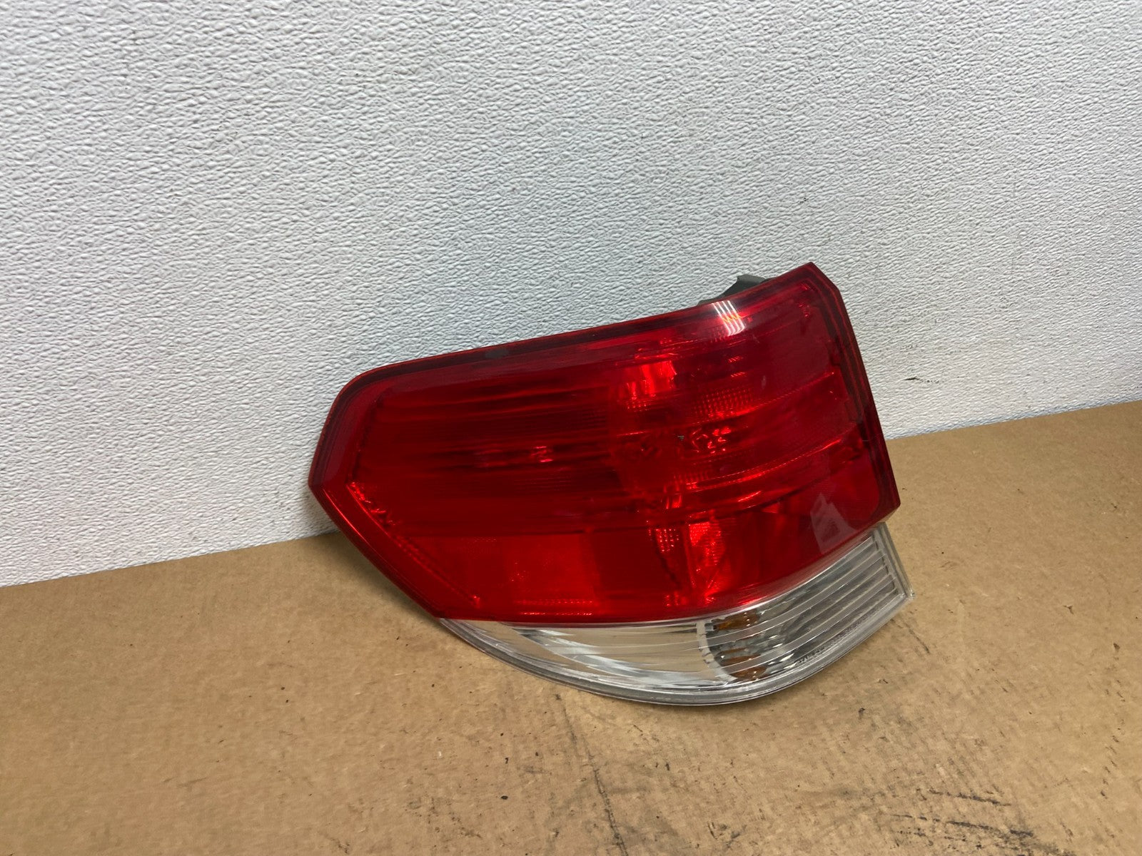 2008 2009 2010 Honda Odyssey Left Driver LH Side Tail Light AC3169 DW2