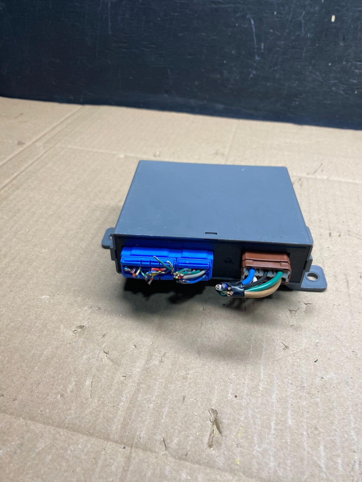 2005 - 2007 Honda Odyssey Rear Left Driver Sliding Door Module L8877 DG5