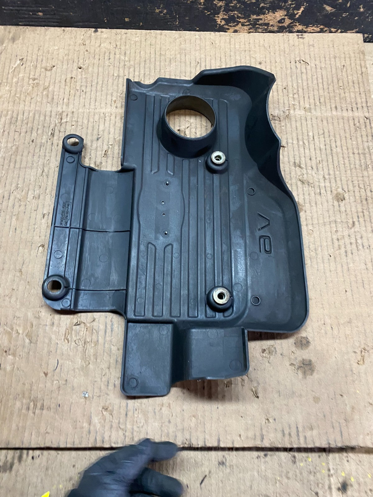 1999 2000 2001 Infiniti i30 3000 v6 Engine Cover Motor Shield w6048 DG6