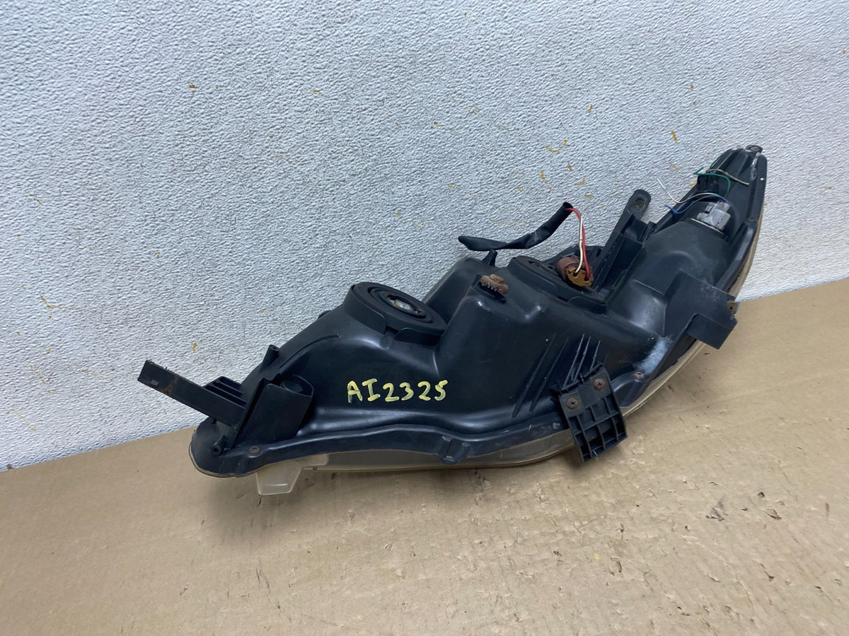 2011 to 2013 Toyota Corolla Right Passenger Side Headlight AI2325 DW8
