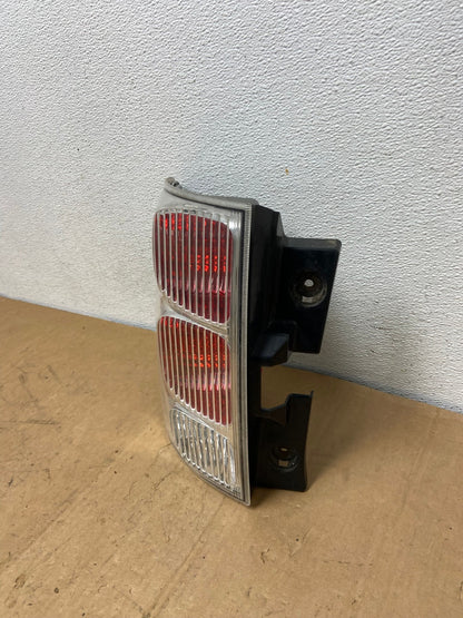 2005 to 2008 Chevrolet Equinox Left Driver Lh Side Tail Light AD1196 LK1