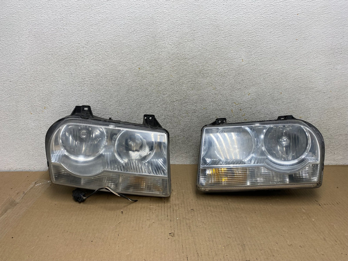 2005 2006 2007 Chrysler 300 Left+Right Halogen Headlights AH5766 DW0