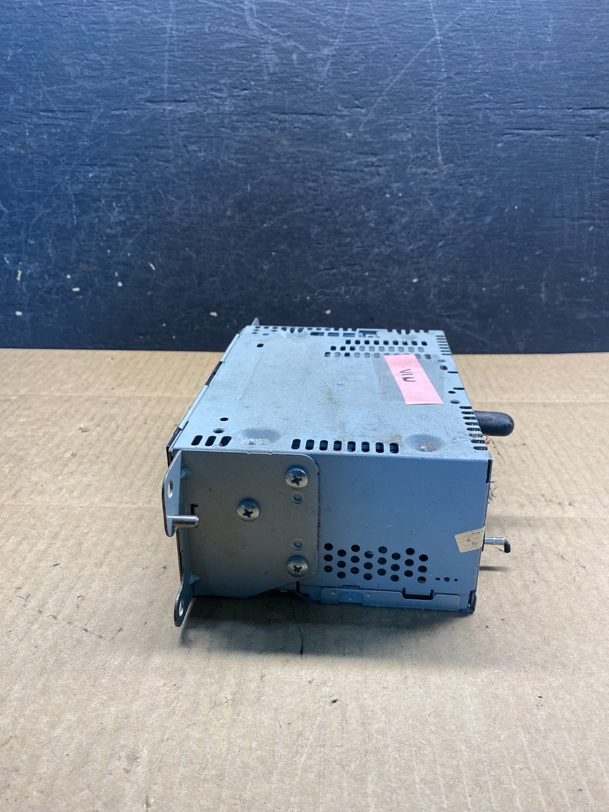 2017 2018 2019 Ford Explorer Audio Equipment Radio Receiver AM FM CD AG7308 DG1