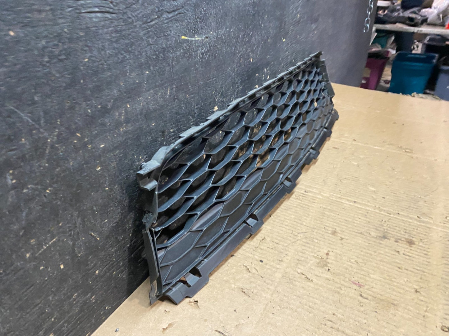 2016 2017 2018 Ford Explorer Front Lower Grill Grille Oem X9640 DG2