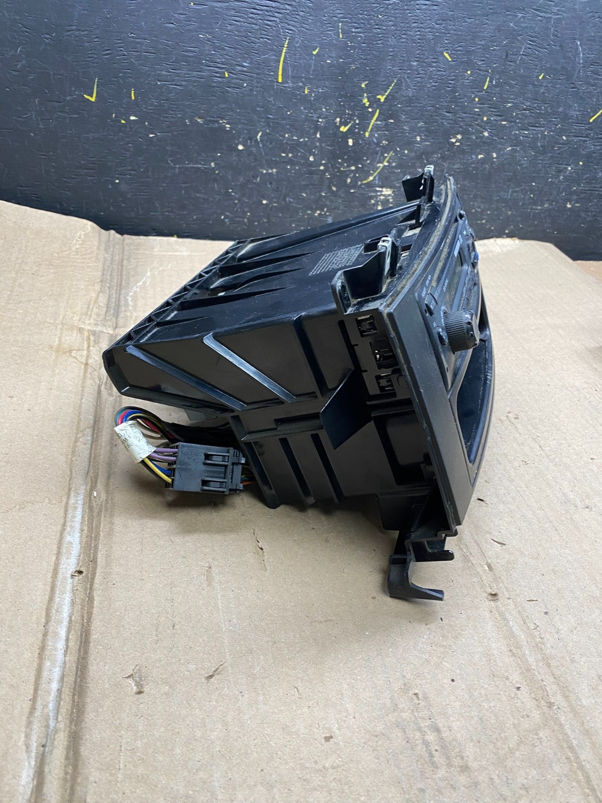 2009 Freightliner Sprinter CD PLAYER Equipment Radio PANASONIC CQ5101U X2054 PS2
