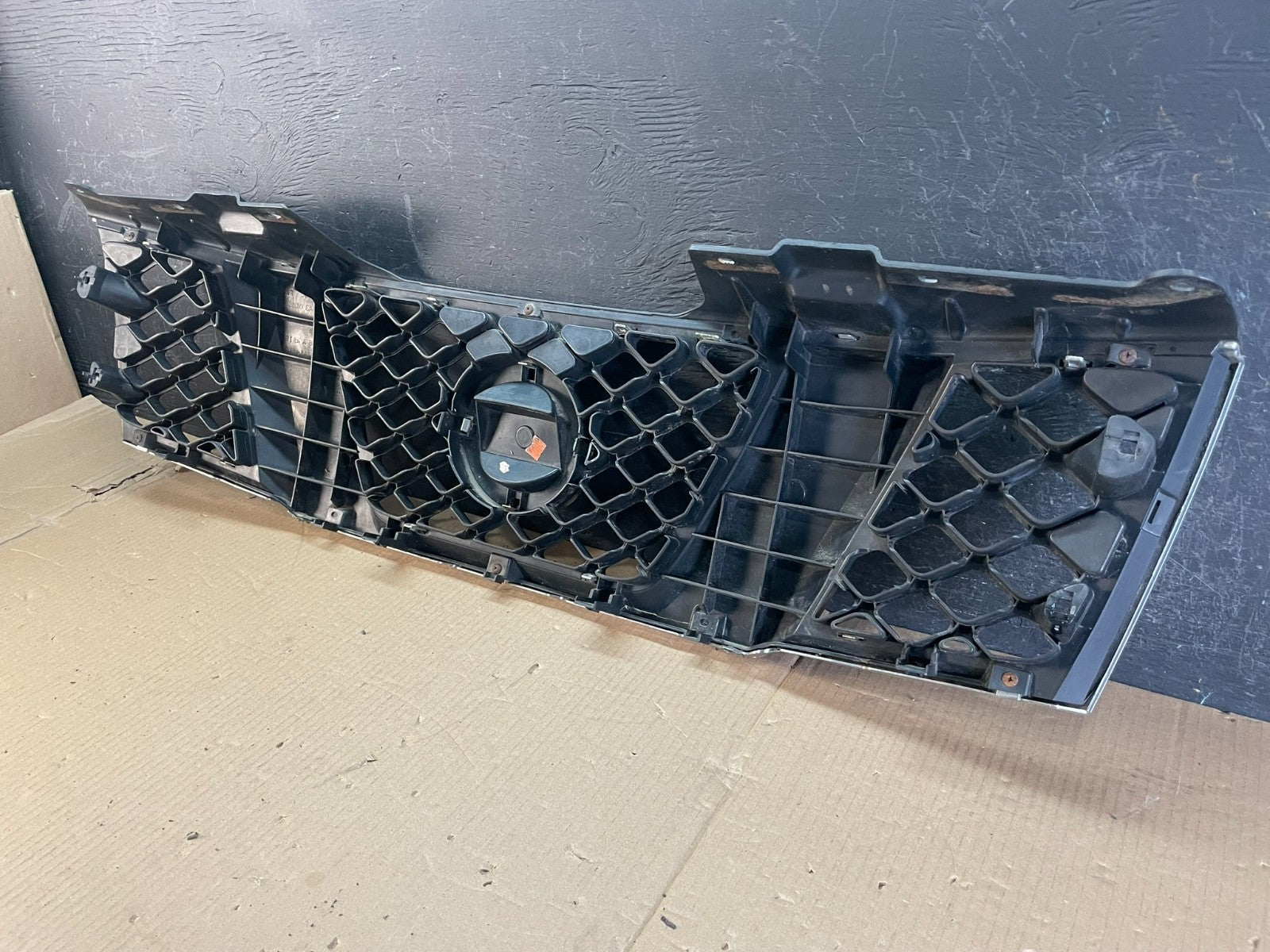 2005 2006 2007 Nissan Pathfinder Chrome Front Upper Grill Grille AE3611 4DG4