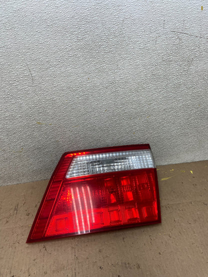 2005 2006 2007 Honda Odyssey Inner Right Passenger RH Tail Light AA0524 DW0