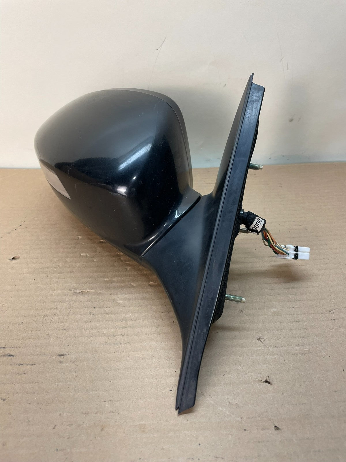 2009 to 2014 Hyundai Genesis Sedan Right Passenger RH Door Mirror ah8698 DG1