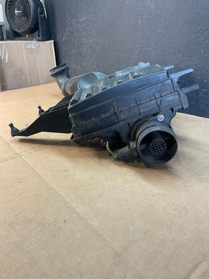 2010 to 2018 Mercedes-Benz Sprinter 2500 3.0L Air Cleaner Box ae0891 DG3