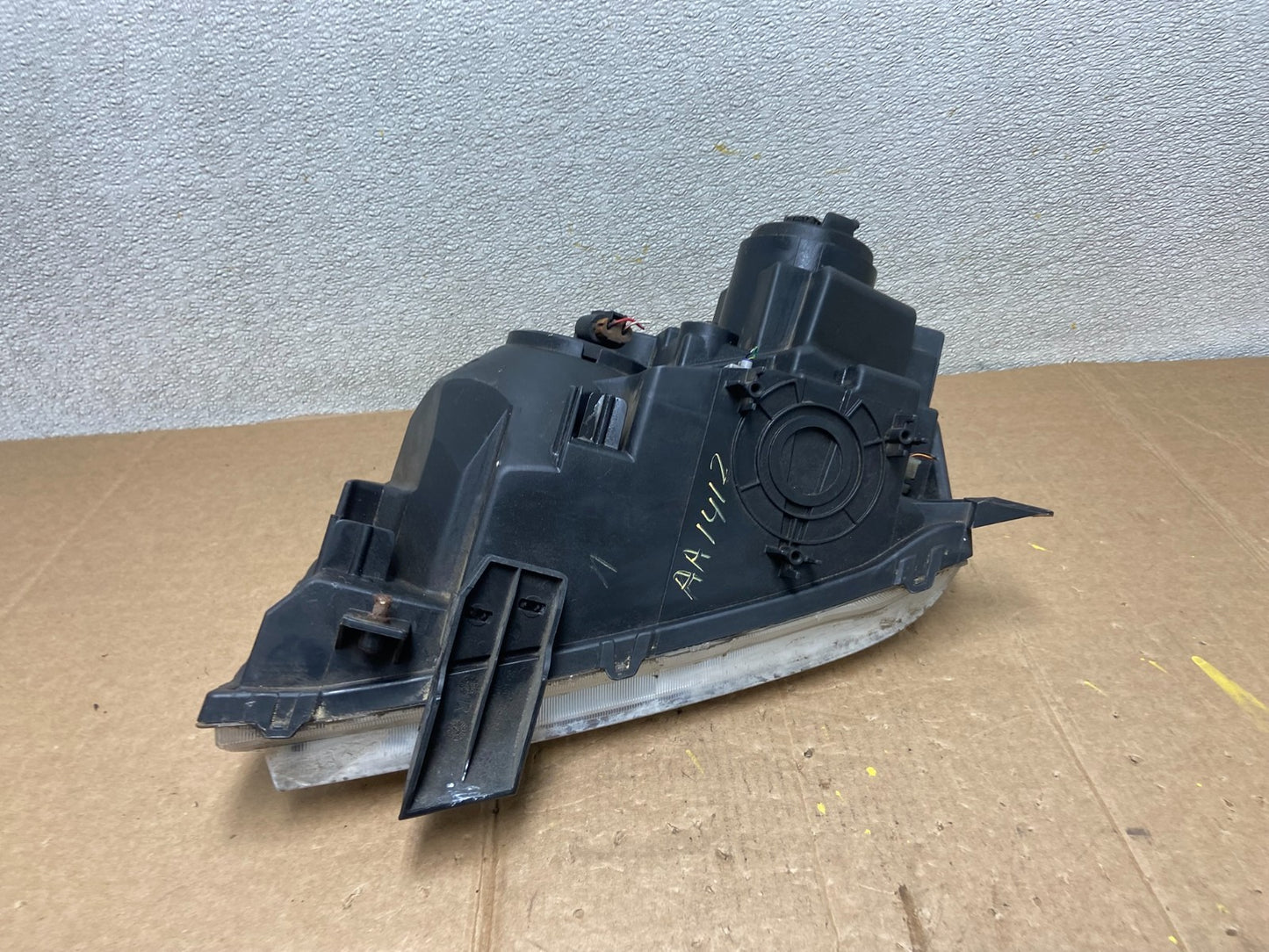2006 2013 Suzuki Grand Vitara Right Passenger Rh Halogen Headlight Oem AA1412 PS7
